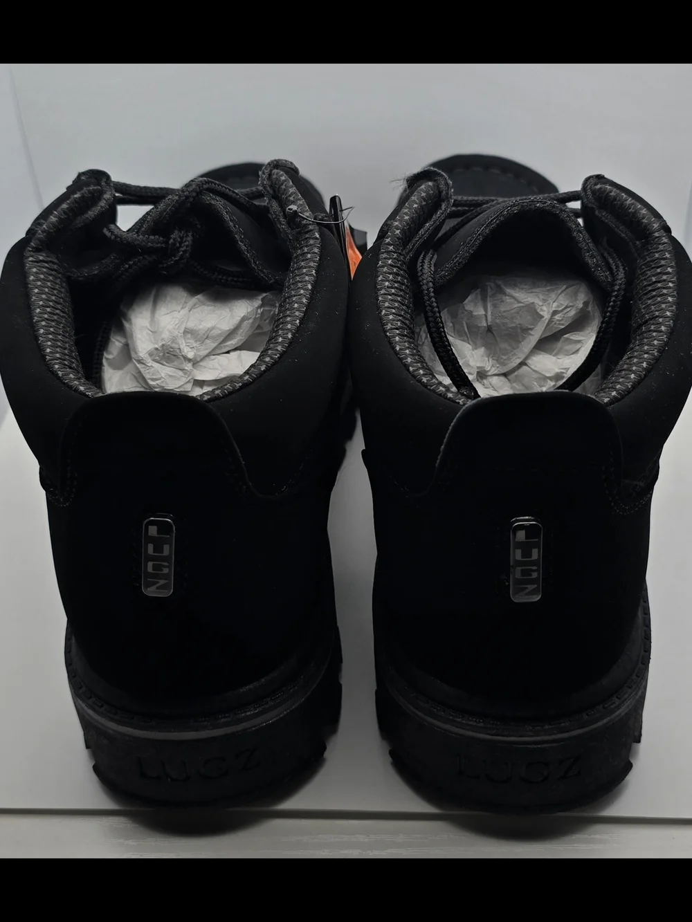 UGG Men’s Black Chukka Boot with Lug Sole Mens 11 Womens 12.5